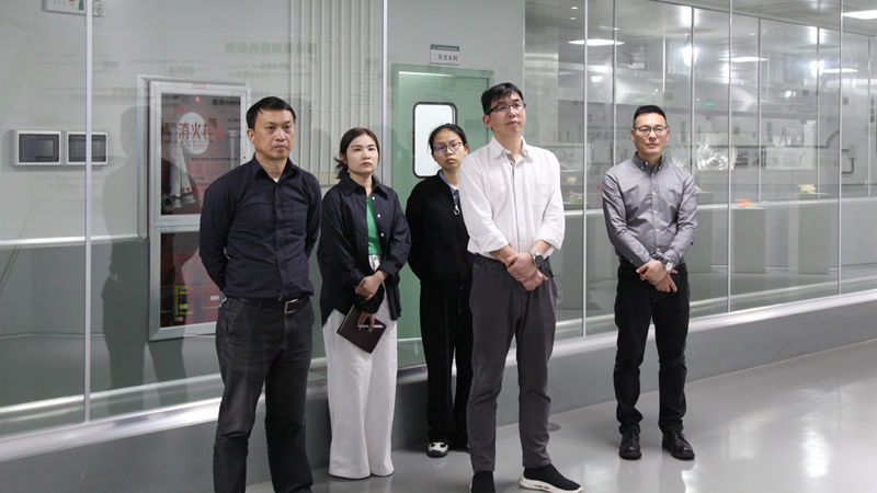 衢州市柯城區(qū)供銷社主任封榮祥調研浙農(nóng)華盛